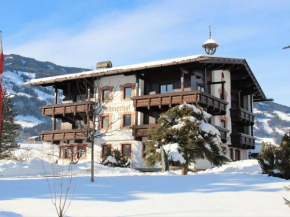 Apartment Römerhof-4 by Interhome